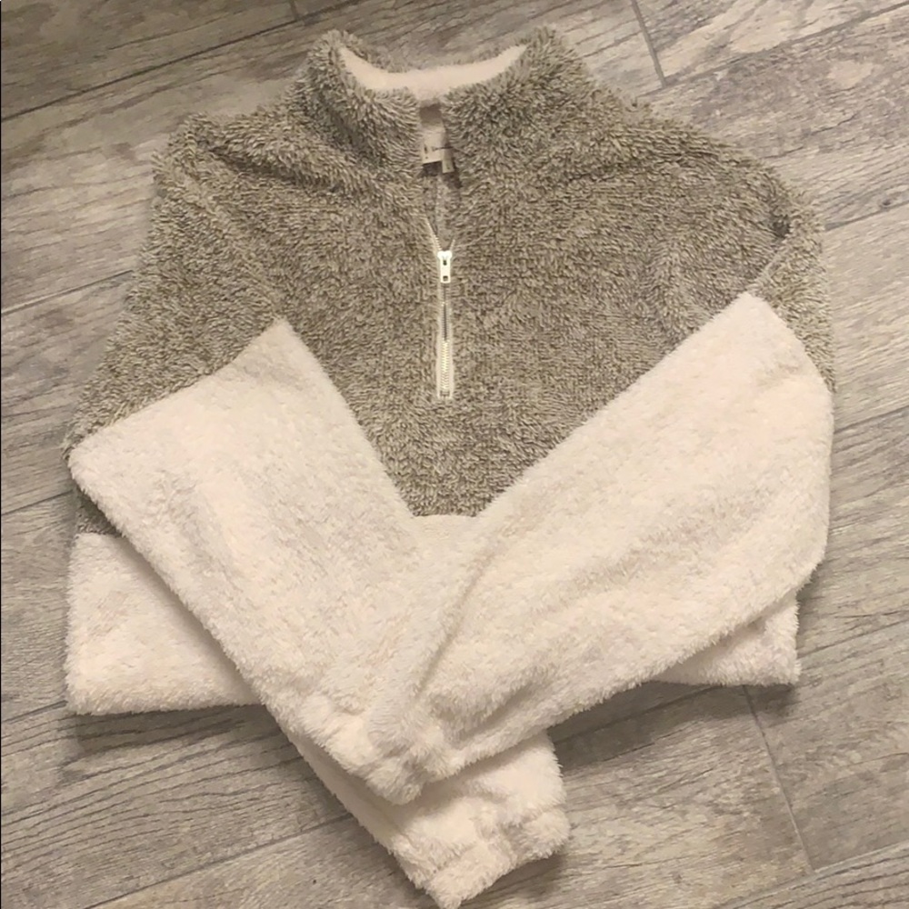 Vanilla Bay boutique Sherpa w/ pockets